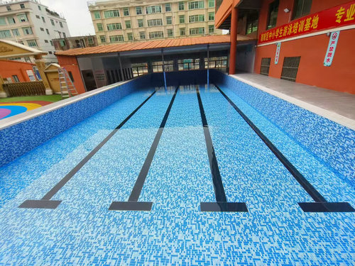 建昌学校钢结构拼装游泳池防水胶膜泳池项目